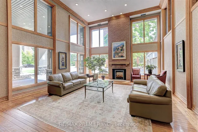 Additional image 4 of 40 Richview Rd Unit 1503