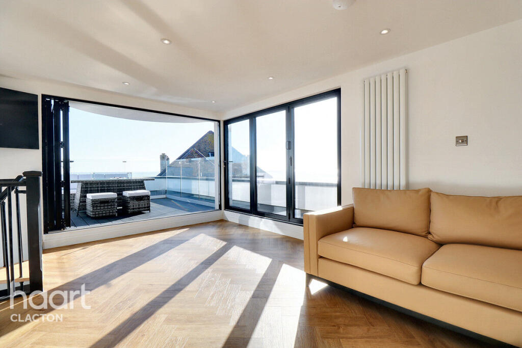 Additional image 19 of Percival Road, Walton On The Naze