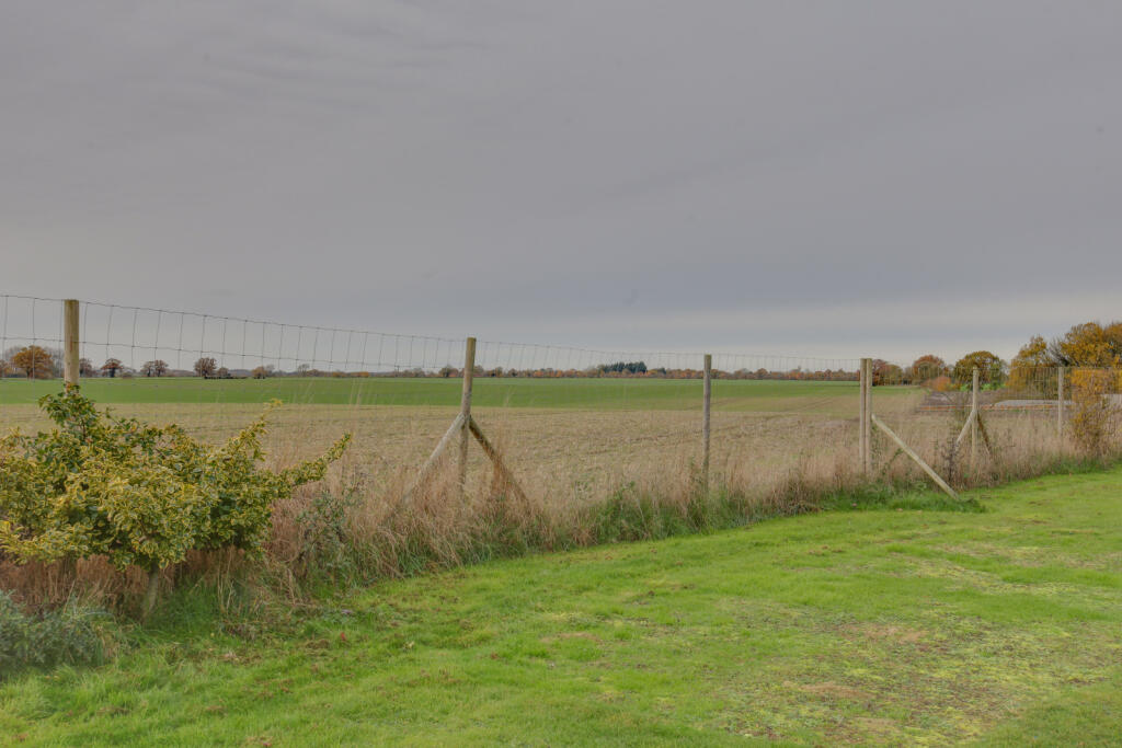 Additional image 27 of Braintree Road, Felsted, CM6