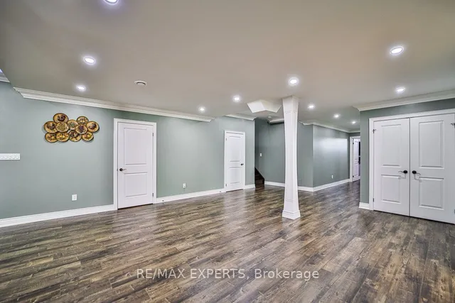 Additional image 26 of 28 Pendergast Crt