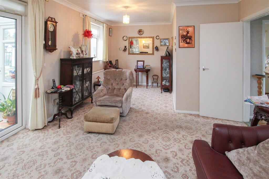 Additional image 5 of Walker Avenue, Fyfield, Ongar