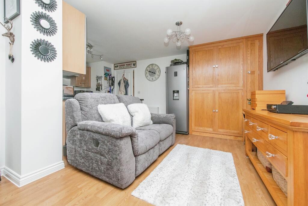 Additional image 9 of Lungley Rise, COLCHESTER