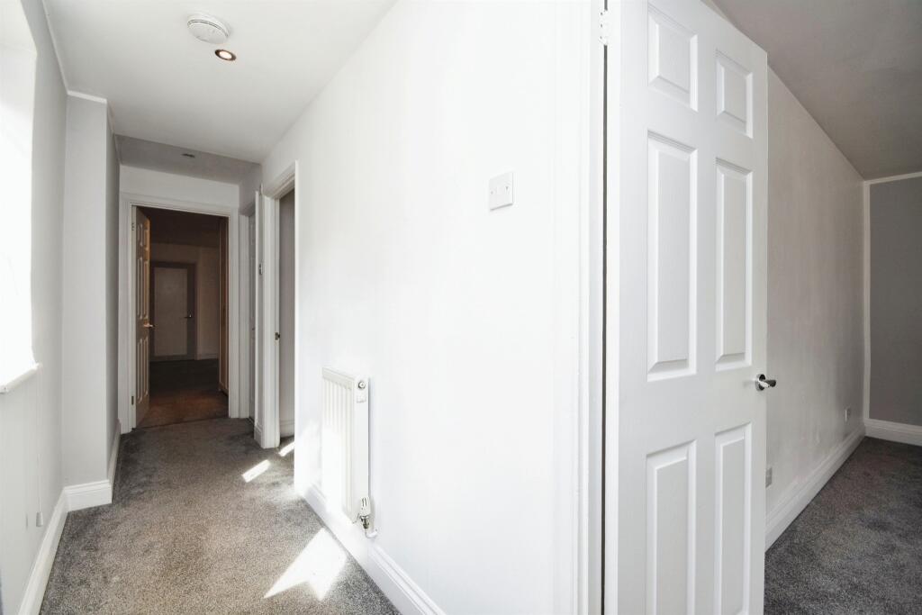 Additional image 8 of Coxtie Green Road, Pilgrims Hatch, Brentwood