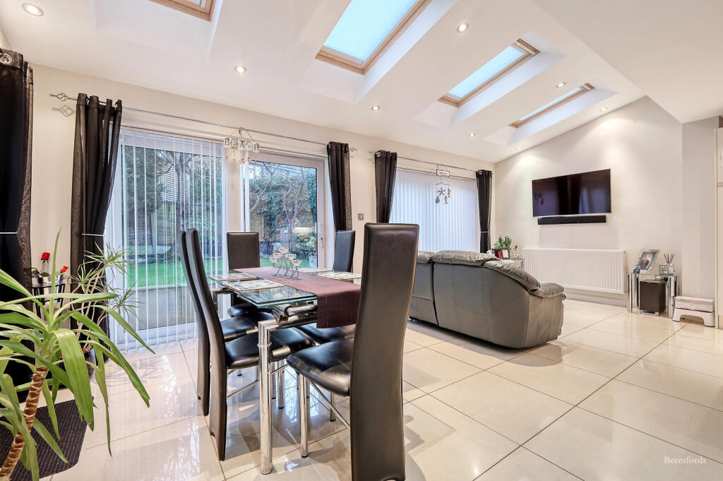 Additional image 11 of West Park Avenue, Billericay, CM12