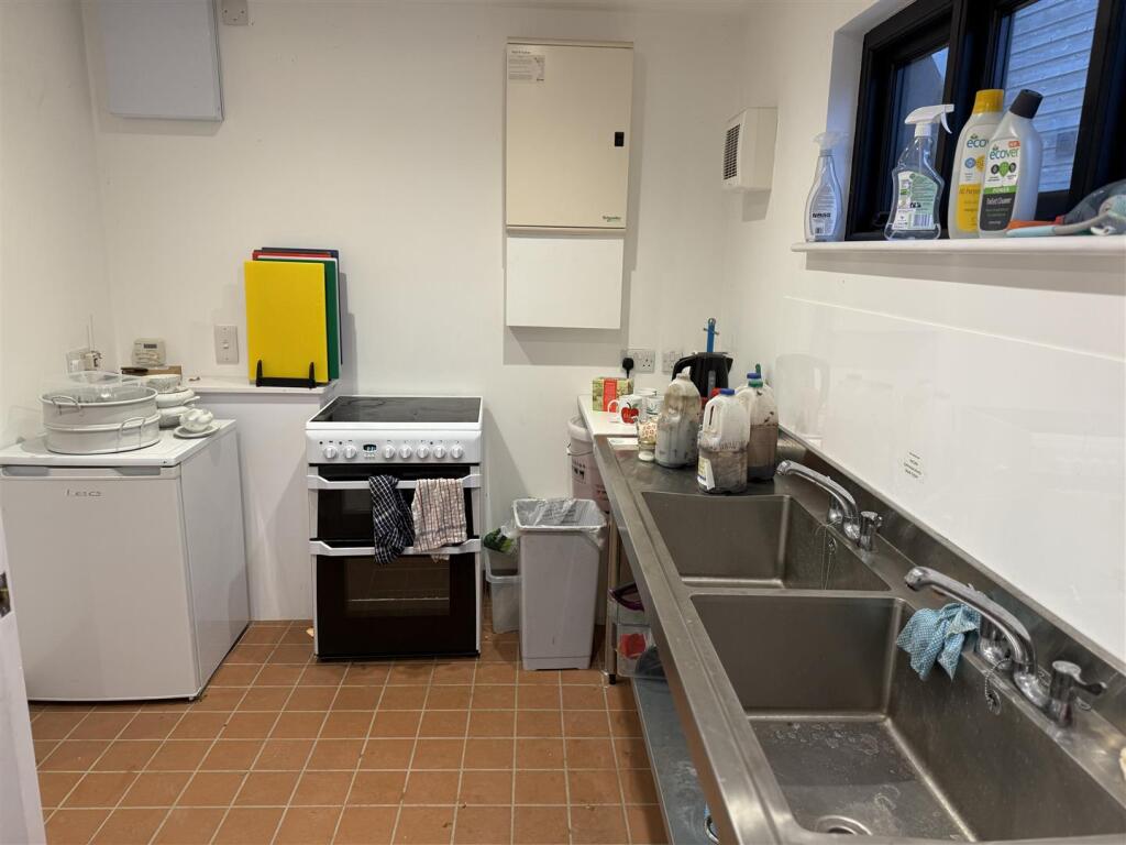 Additional image 12 of Barley Barn, Slamseys, Great Notley