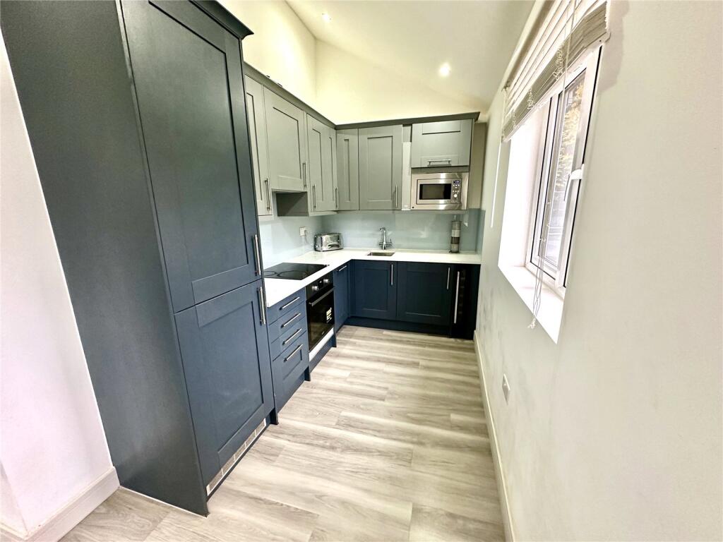 Additional image 14 of West Hill, Sanderstead, South Croydon, CR2