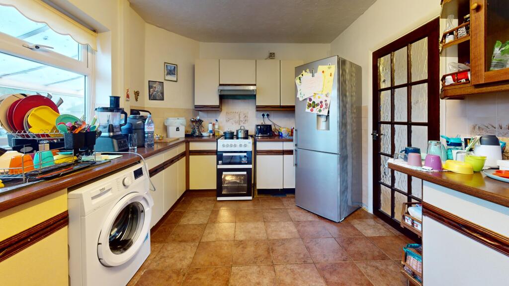 Additional image 7 of New Haven, Blackhorse Lane, North Weald, Epping, Essex, CM16 6EP