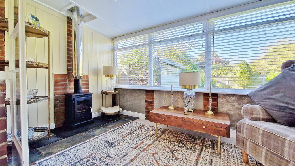 Additional image 3 of Old Parsonage Way, Frinton-On-Sea