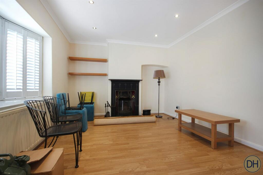 Additional image 5 of York Road, North Weald, Essex CM16