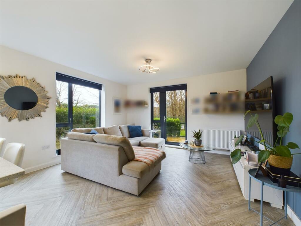 Additional image 16 of Iron Railway Close, Coulsdon