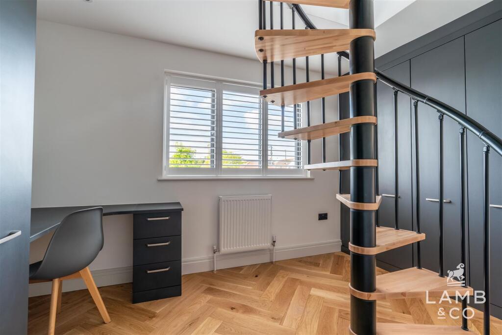 Additional image 16 of Freshwinds, Percival Road, Walton On The Naze