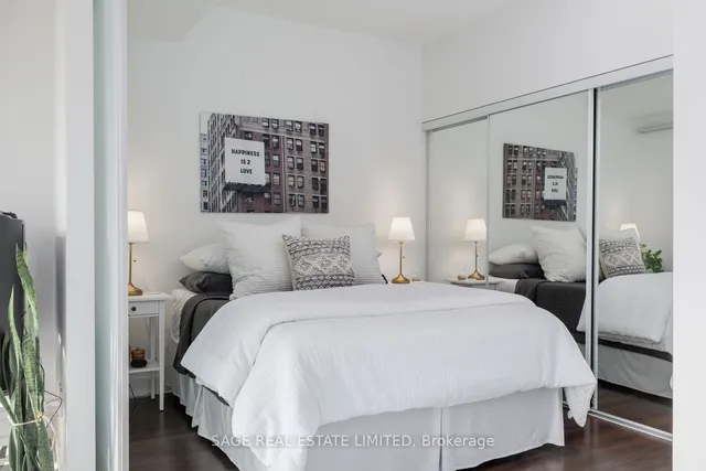 Additional image 13 of 169 Fort York Blvd Unit 318