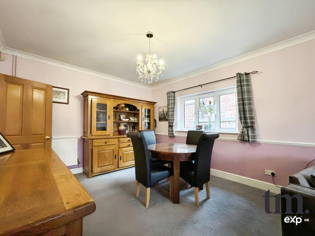 Additional image 8 of High Garrett, Braintree, CM7 5NP