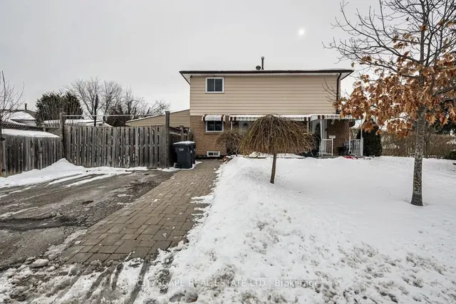 48 Mandarin Cres