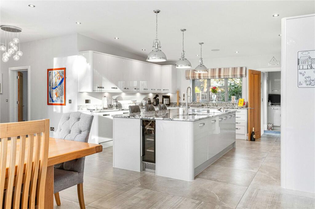 Additional image 11 of Cage End, Hatfield Broad Oak, Bishop's Stortford, Essex, CM22