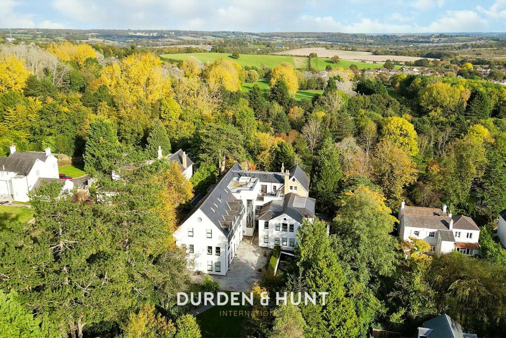 Additional image 23 of Piercing Hill, Theydon Bois, Epping, CM16