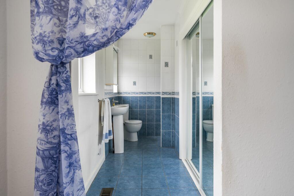 Additional image 14 of Waterfield Drive, Warlingham, CR6