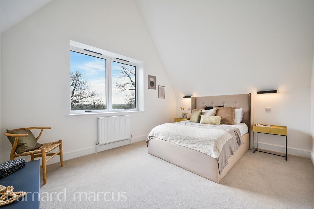 Additional image 26 of Bradmore Way, Coulsdon