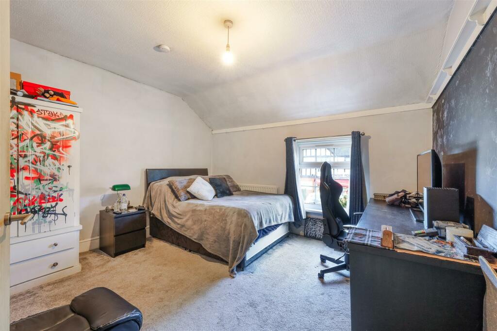 Additional image 10 of Brighton Road, Hooley, Coulsdon