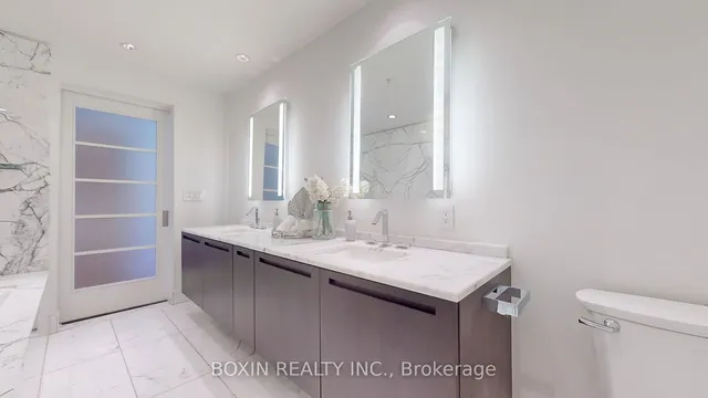 Additional image 23 of 180 University Ave Unit 3301