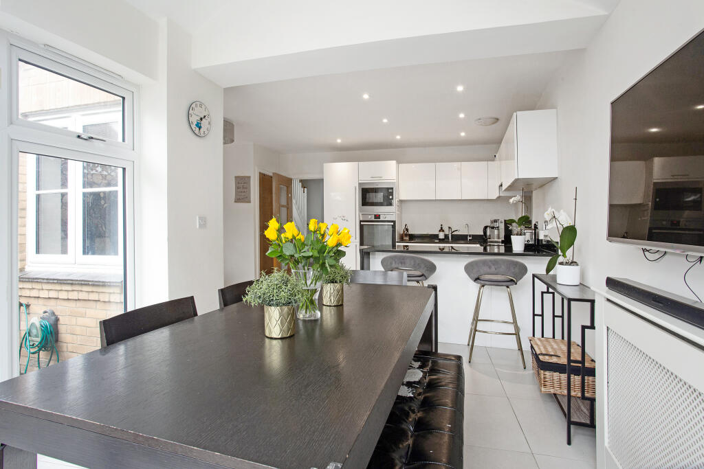 Additional image 17 of Oakgrove, Caterham, CR3