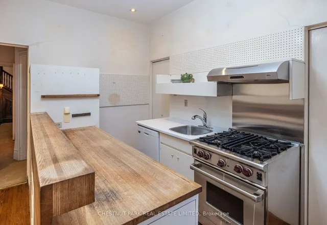 Additional image 8 of 111 Crescent Rd