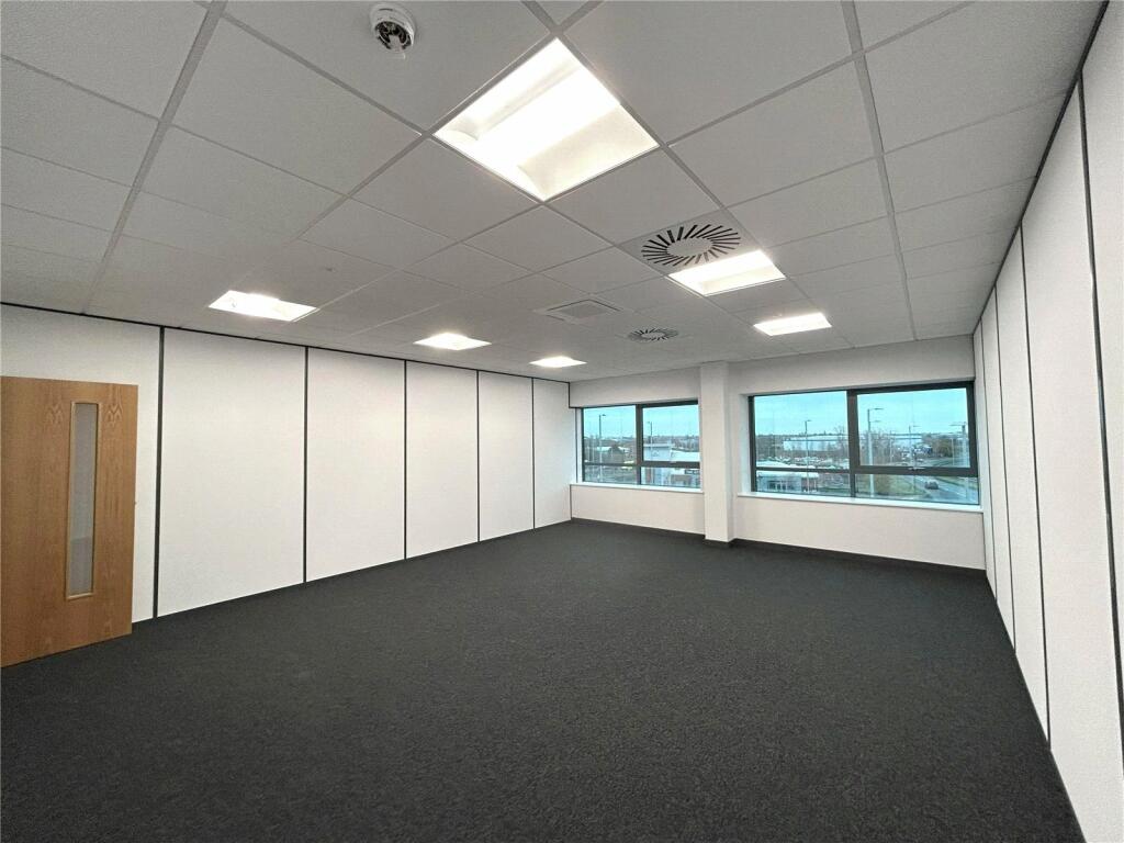 Additional image 12 of Avenue West, Skyline 120 Business Park, Braintree, CM77