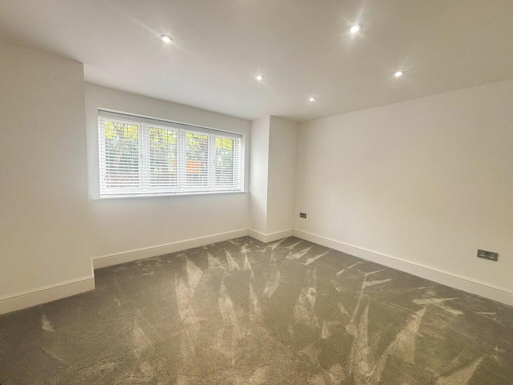 Additional image 12 of The Sheas, 41 Shenfield Road