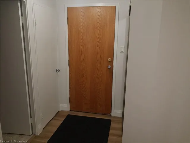 Additional image 3 of 61 Markbrook Lane Unit 101