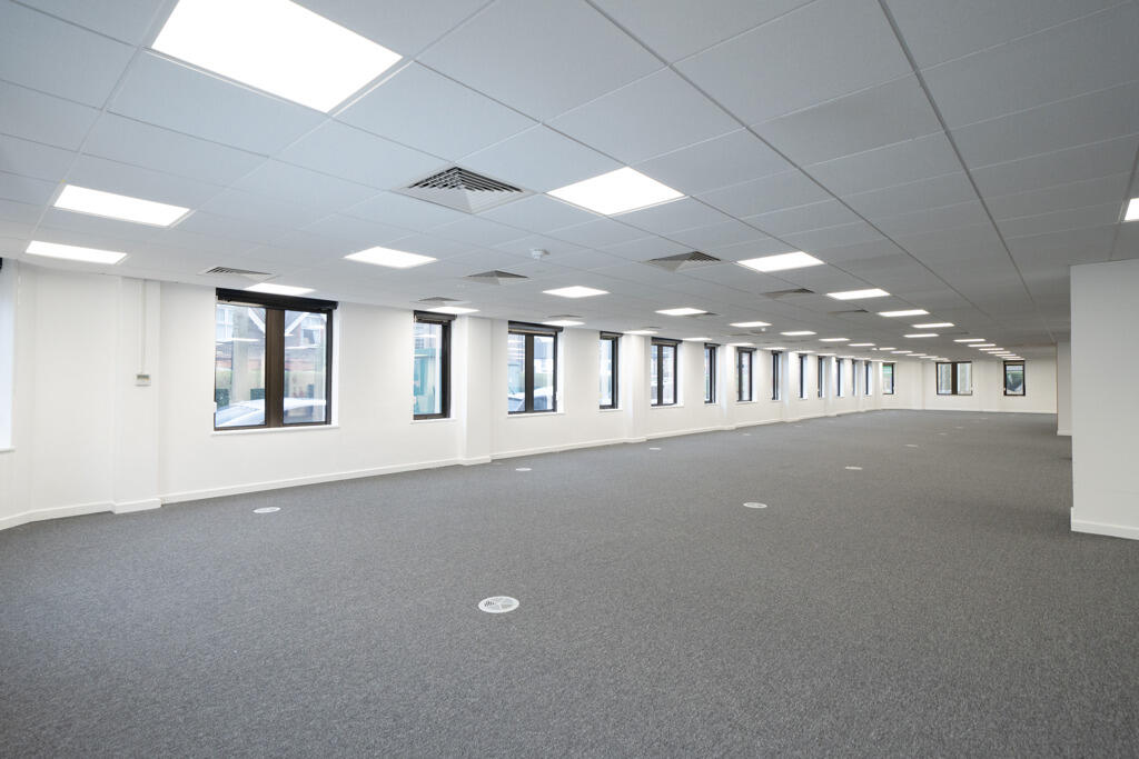 Additional image 7 of Galago House, 163 Brighton Road, Coulsdon, Surrey, CR5 2NH