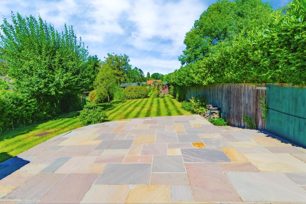 Additional image 20 of Leazes Avenue, Chaldon, Caterham, Surrey, CR3