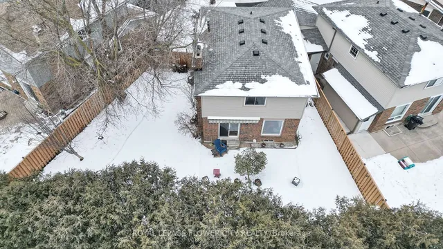 Additional image 6 of 16 JOANNE Crt