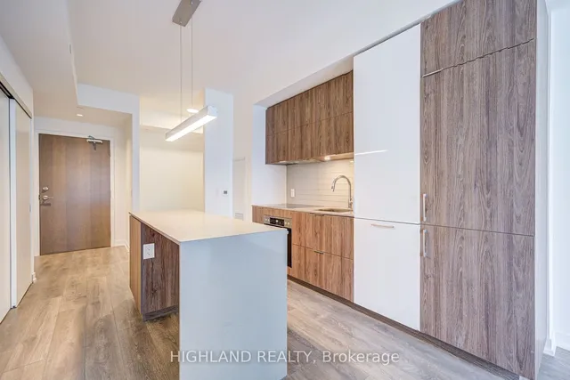 Additional image 11 of 15 Lower Jarvis St Unit 811