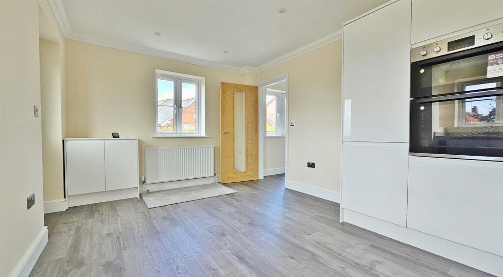 Additional image 10 of Fifth Avenue, Frinton-On-Sea