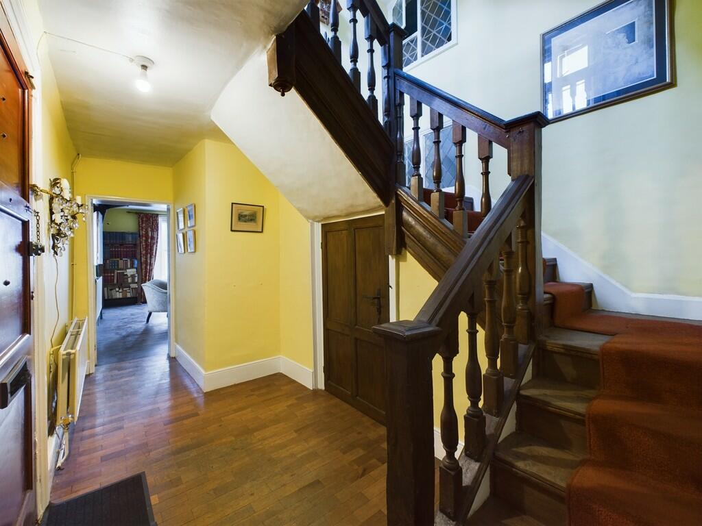 Additional image 3 of Wyvern House