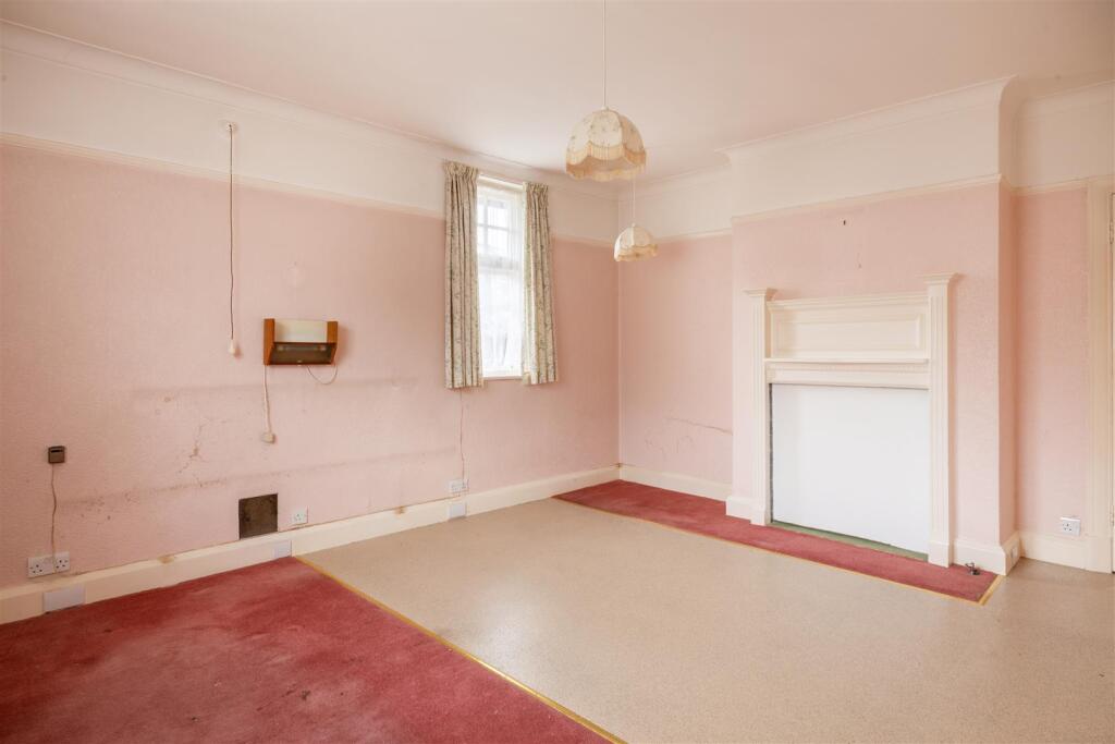 Additional image 19 of Shirley Hills Road, Croydon