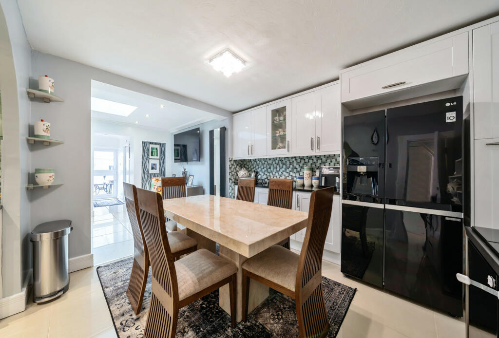 Additional image 5 of Sherwood Park Road, Mitcham, CR4