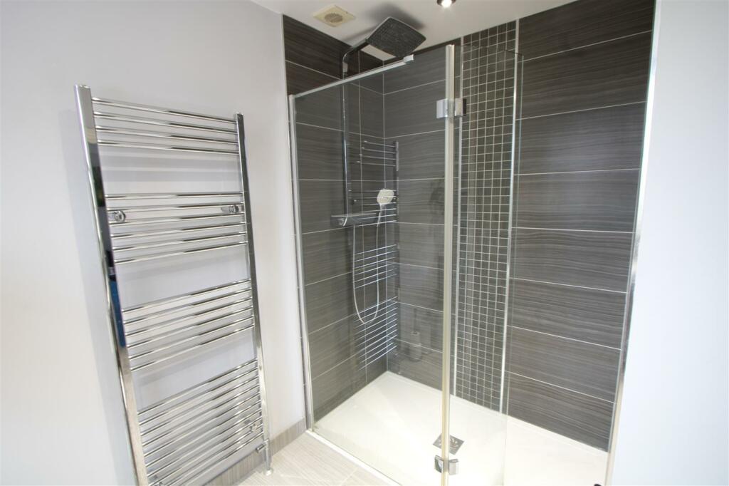 Additional image 15 of Southend Road, Billericay