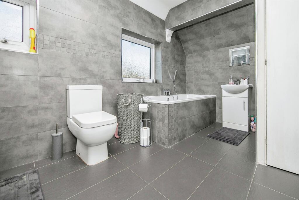 Additional image 17 of West Road, Clacton-On-Sea