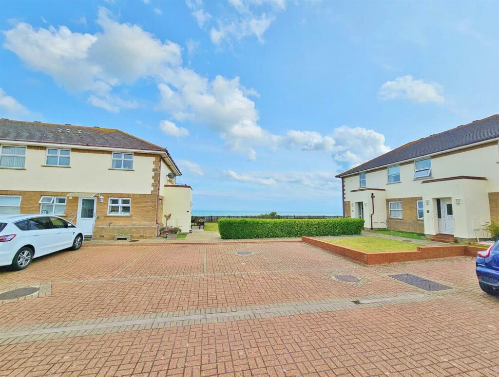 Additional image 18 of Seaview Heights, Walton On The Naze