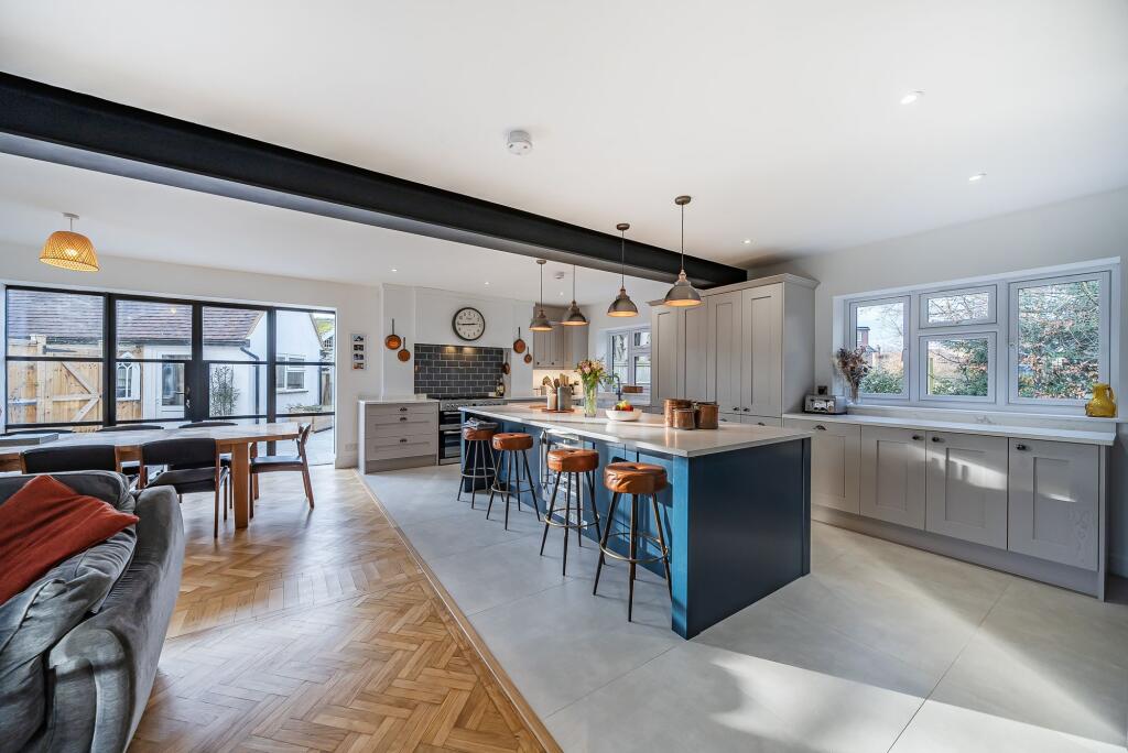 Additional image 18 of Essendene Road, Caterham, CR3