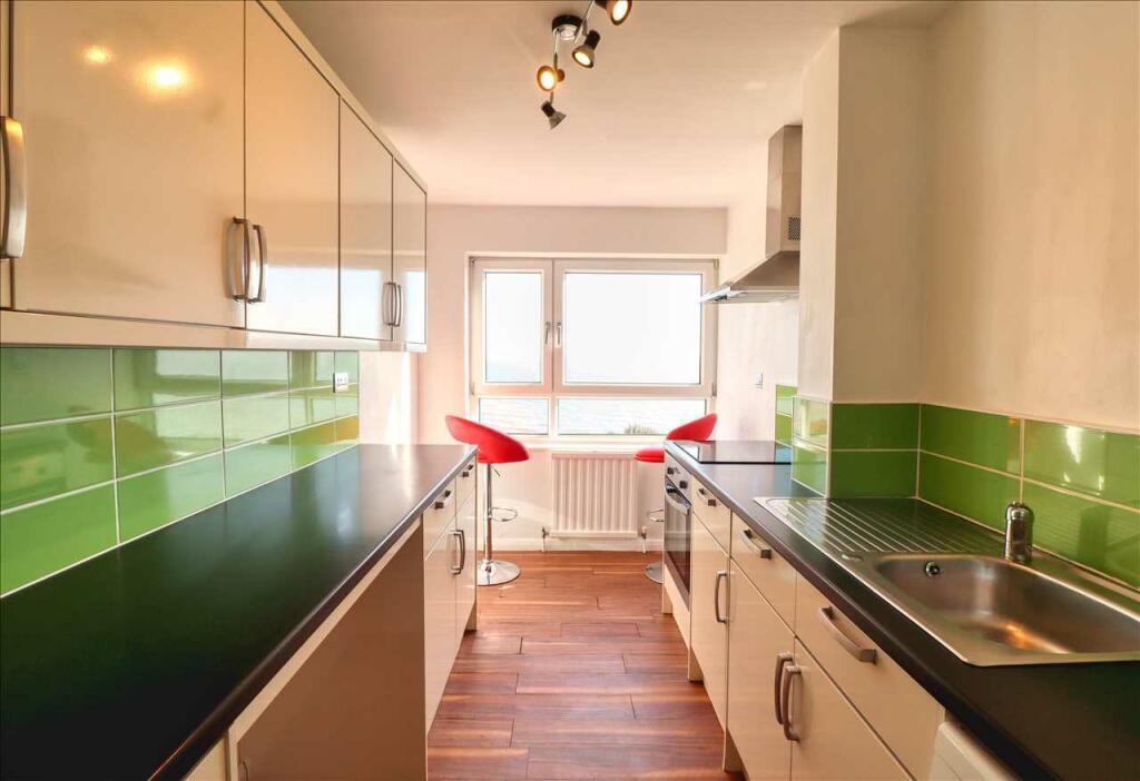 Additional image 4 of The Esplanade, Frinton