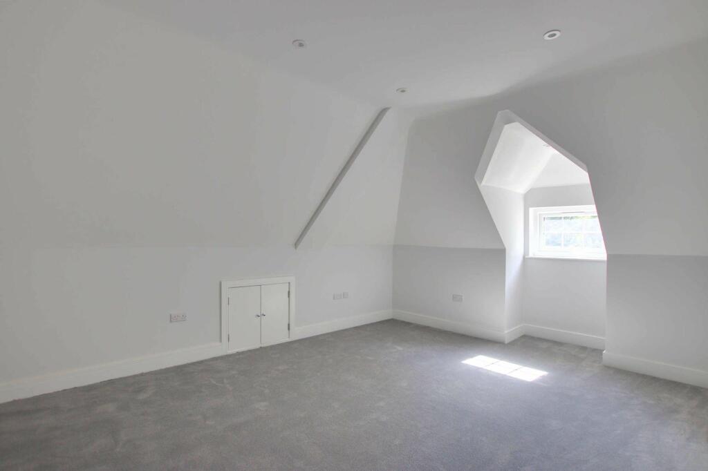 Additional image 9 of Addiscombe Road, Croydon