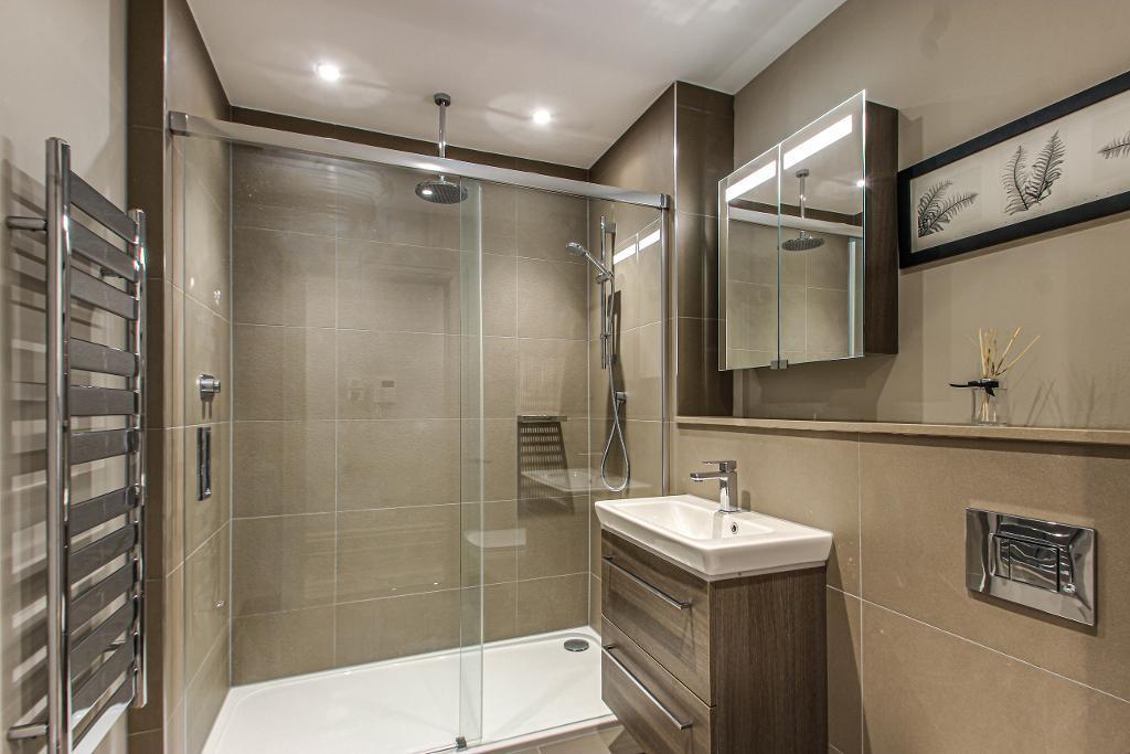 Additional image 17 of Limpsfield Road, Warlingham, Surrey, CR6 9RL