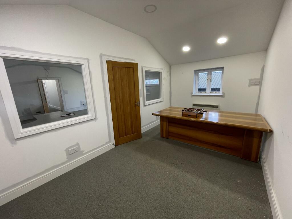 Additional image 8 of Ongar