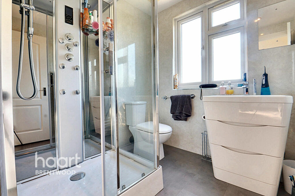 Additional image 5 of Middle Road, Brentwood