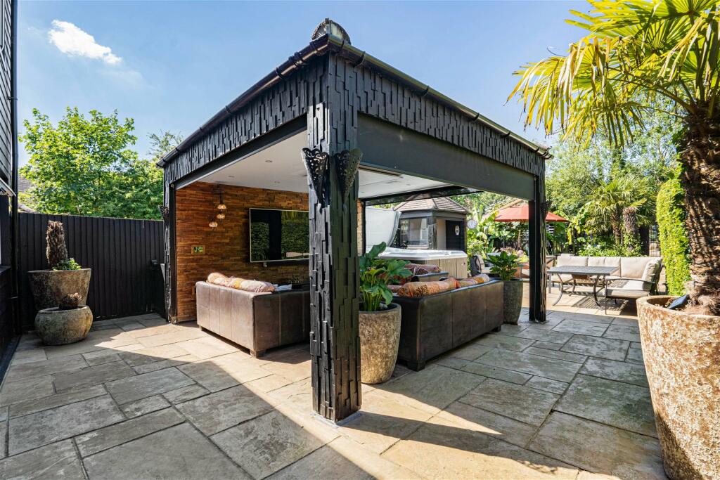 Additional image 34 of Mansfield, High Wych, Sawbridgeworth, CM21 0JT