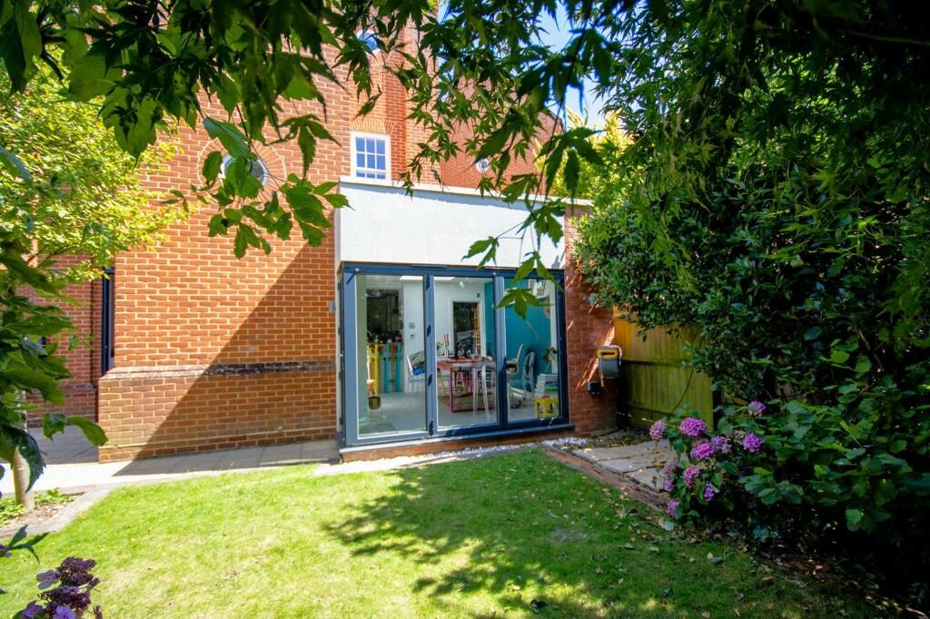 Additional image 20 of Drovers Mead, Warley, Brentwood, Essex, CM14