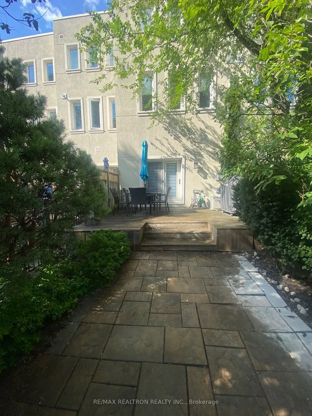 Additional image 29 of 645 Davenport Rd Unit 6