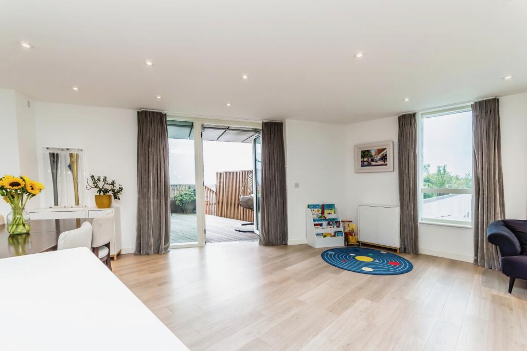 Additional image 17 of Saffron Central Square, Croydon, CR0